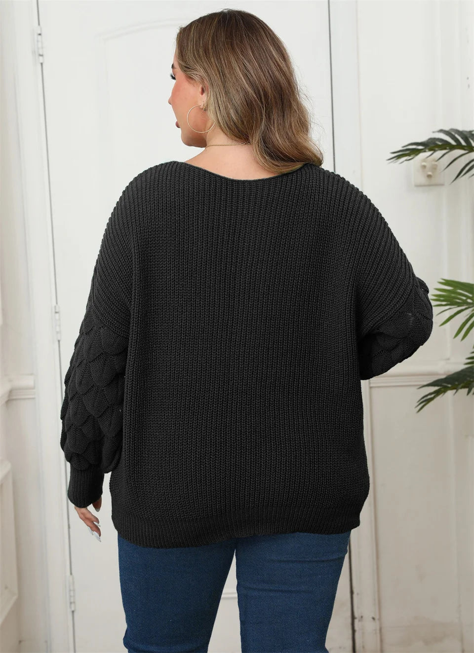Bow-Appliqué Cable-Knit Cardigan