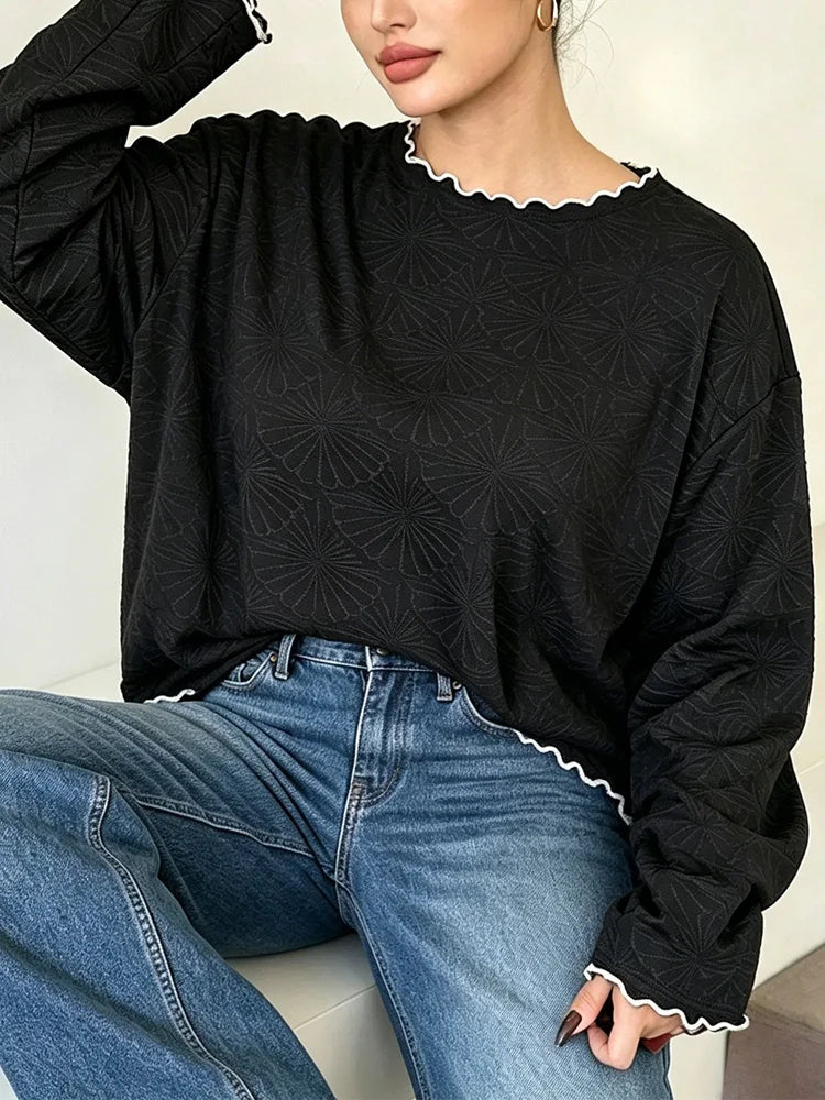 Textured Contrast-Piped Long-Sleeve Top