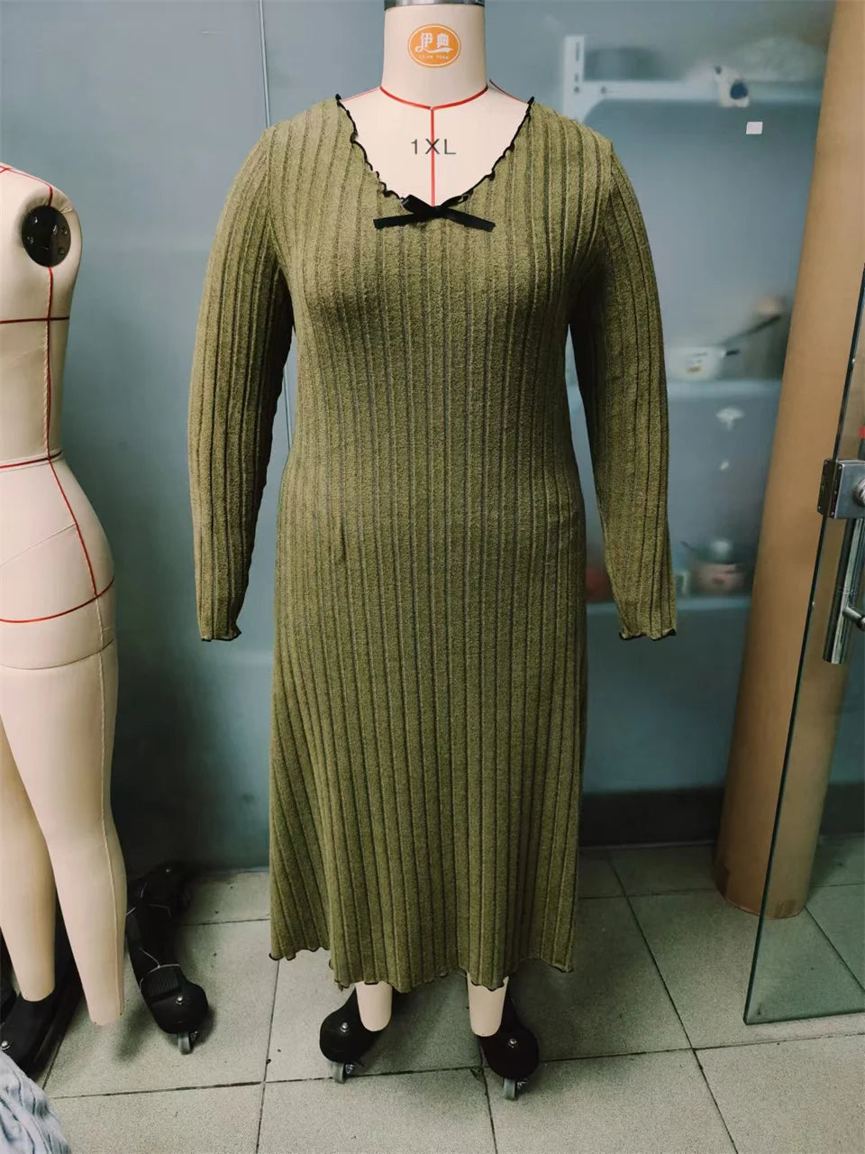 Ribbed Bow-Neck Midi Dress