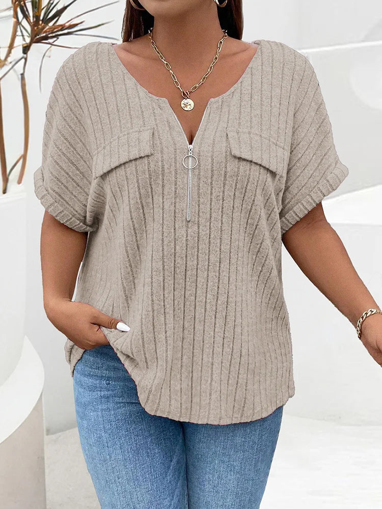 Ribbed Ring-Zip Pocket Top