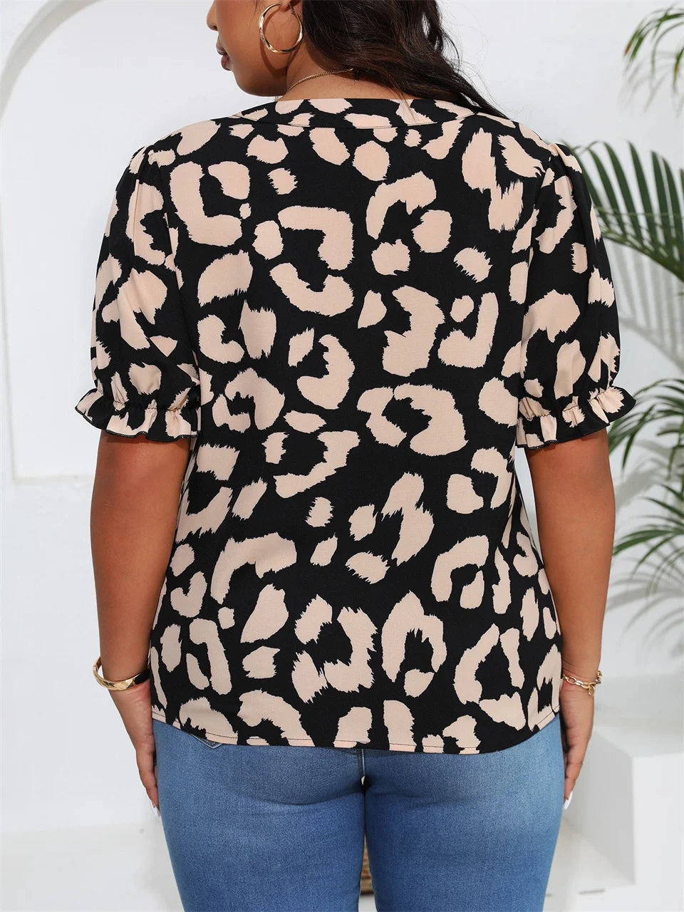 Abstract-Print Puff-Sleeve Blouse