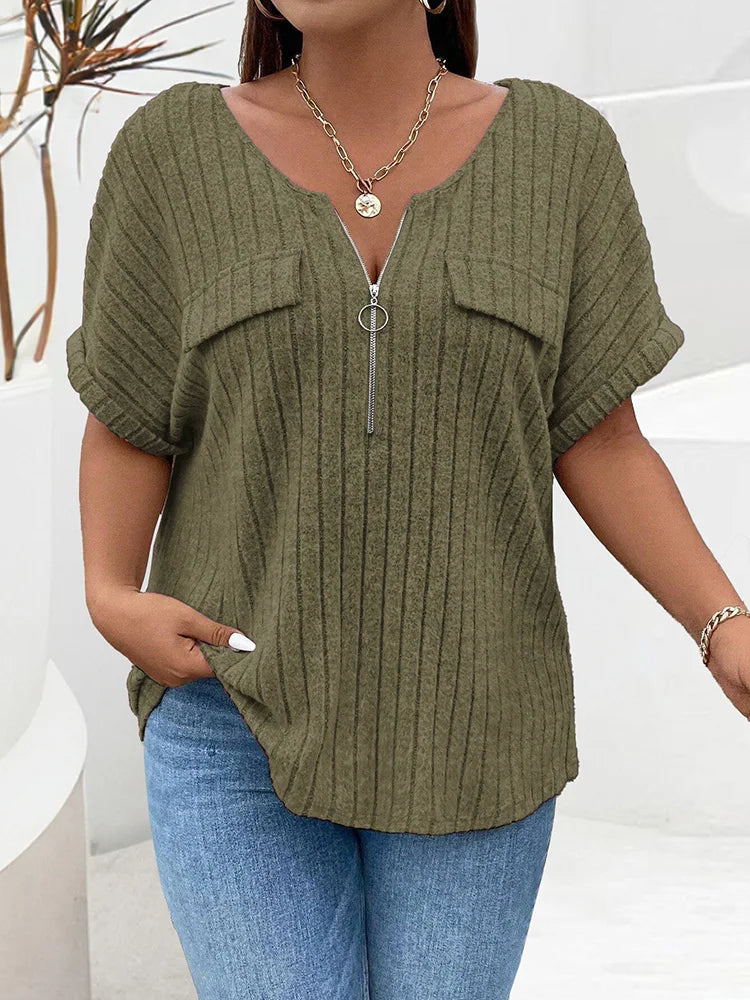 Ribbed Ring-Zip Pocket Top